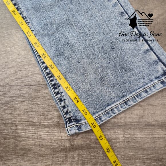 Miss Me Fleur Boot Cut Jeans Size 28 (6) - Picture 5 of 6